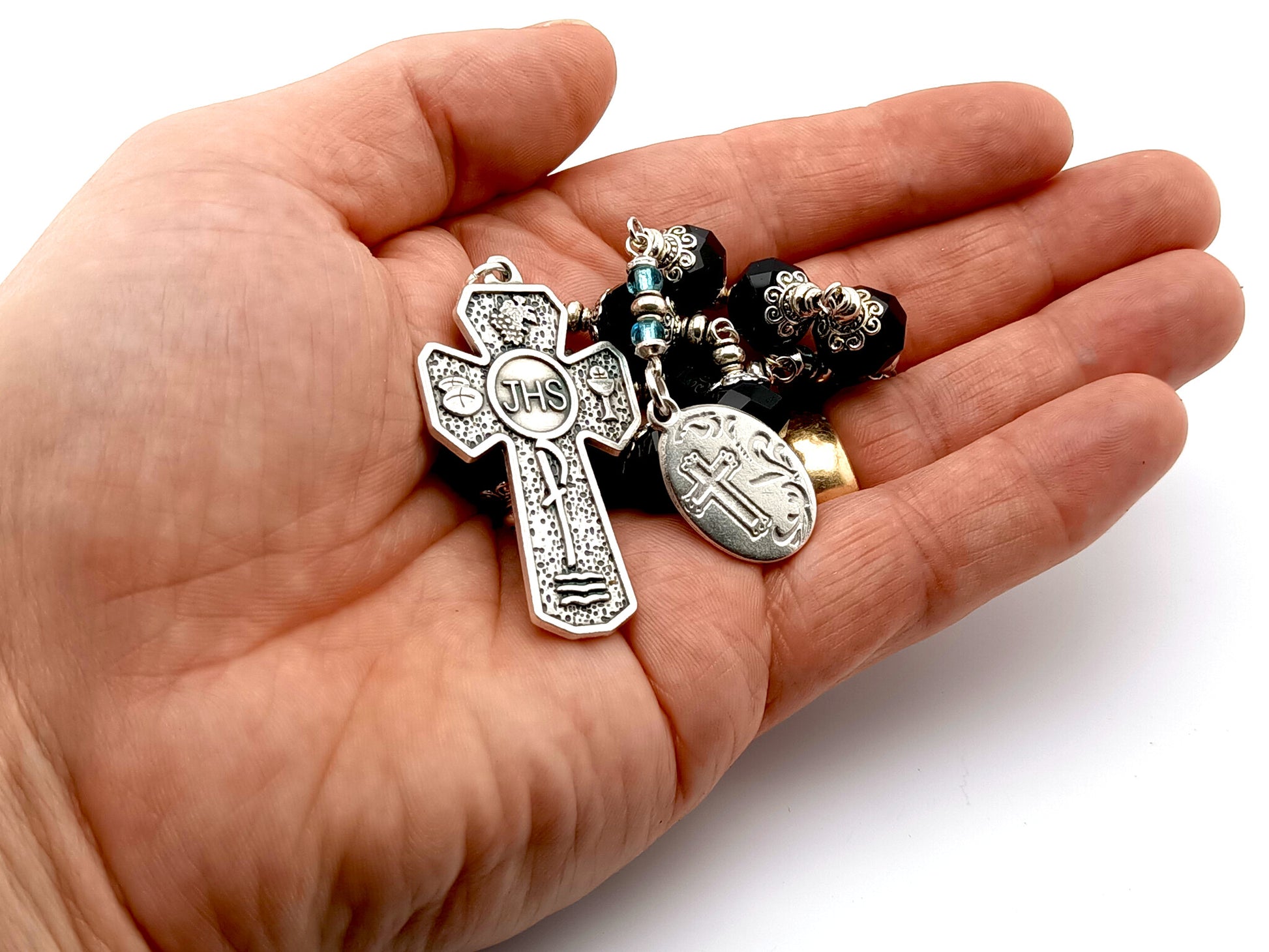 Saint Elizabeth Ann Seton unique rosary beads prayer chaplet with black faceted glass beads, Holy Eucharist cross and medal.