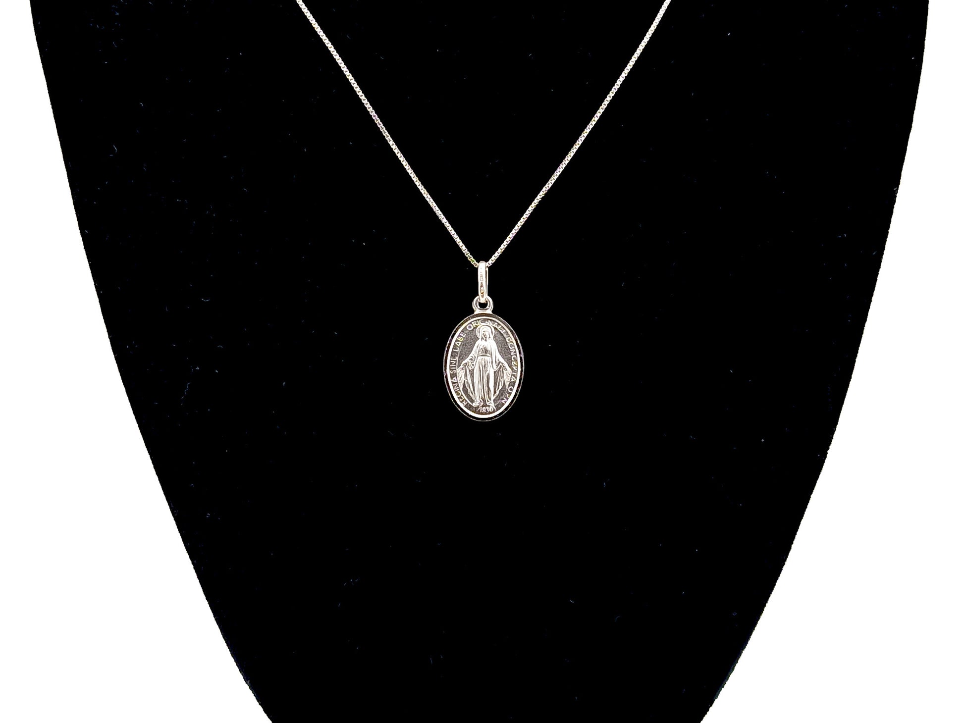 925 sterling silver Miraculous Medal unique rosary beads pendant necklace with sterling silver snake chain.