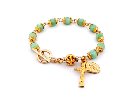 Miraculous Medal green quartz gemstone single decade rosary bead bracelet with small gold plated crucifix.