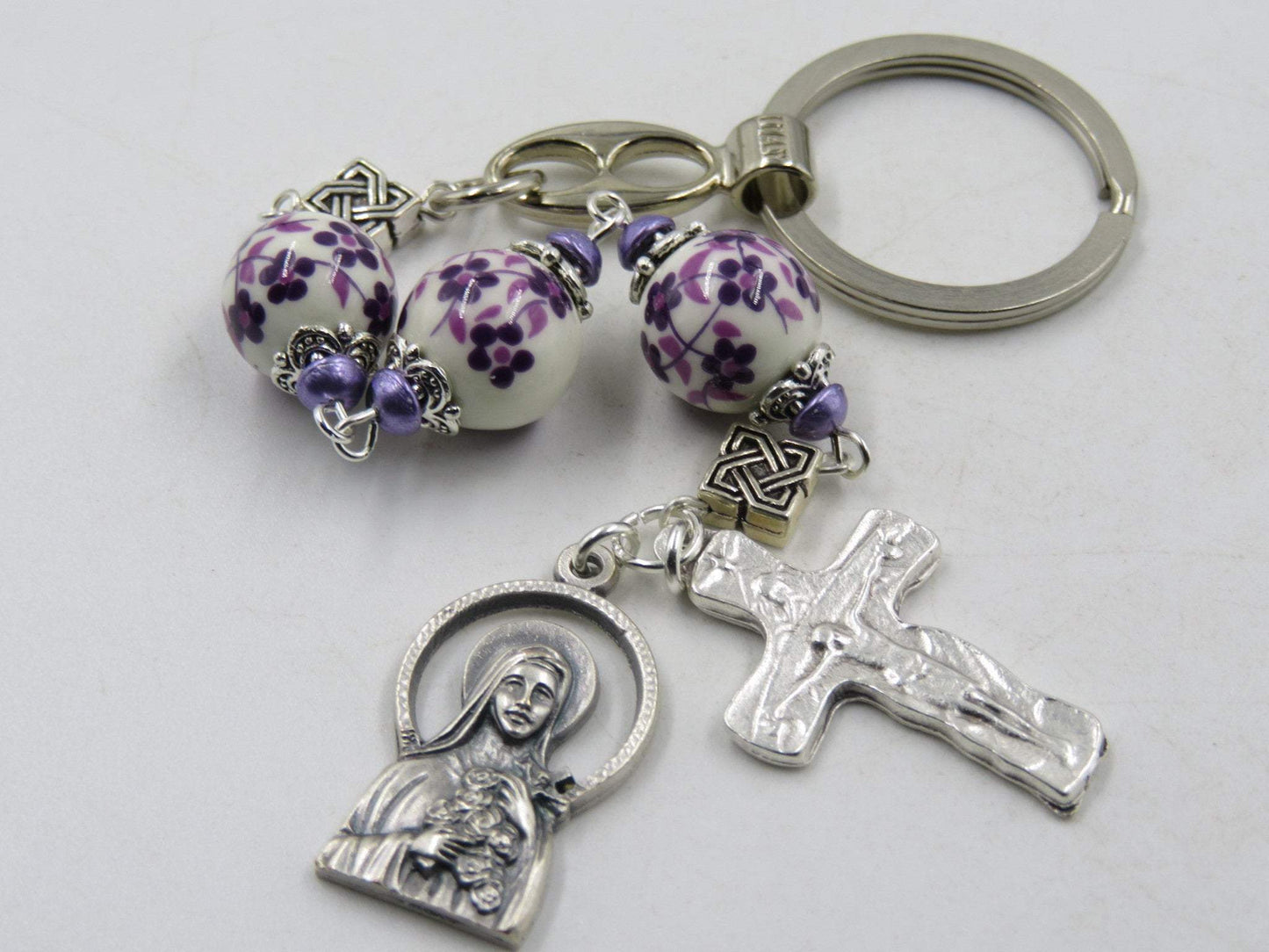 Three Hail Mary devotional chaplet beads, St Therese of Lisieux Religious medal, Three Hail Mary bead, prayer beads, Ave Maria beads.