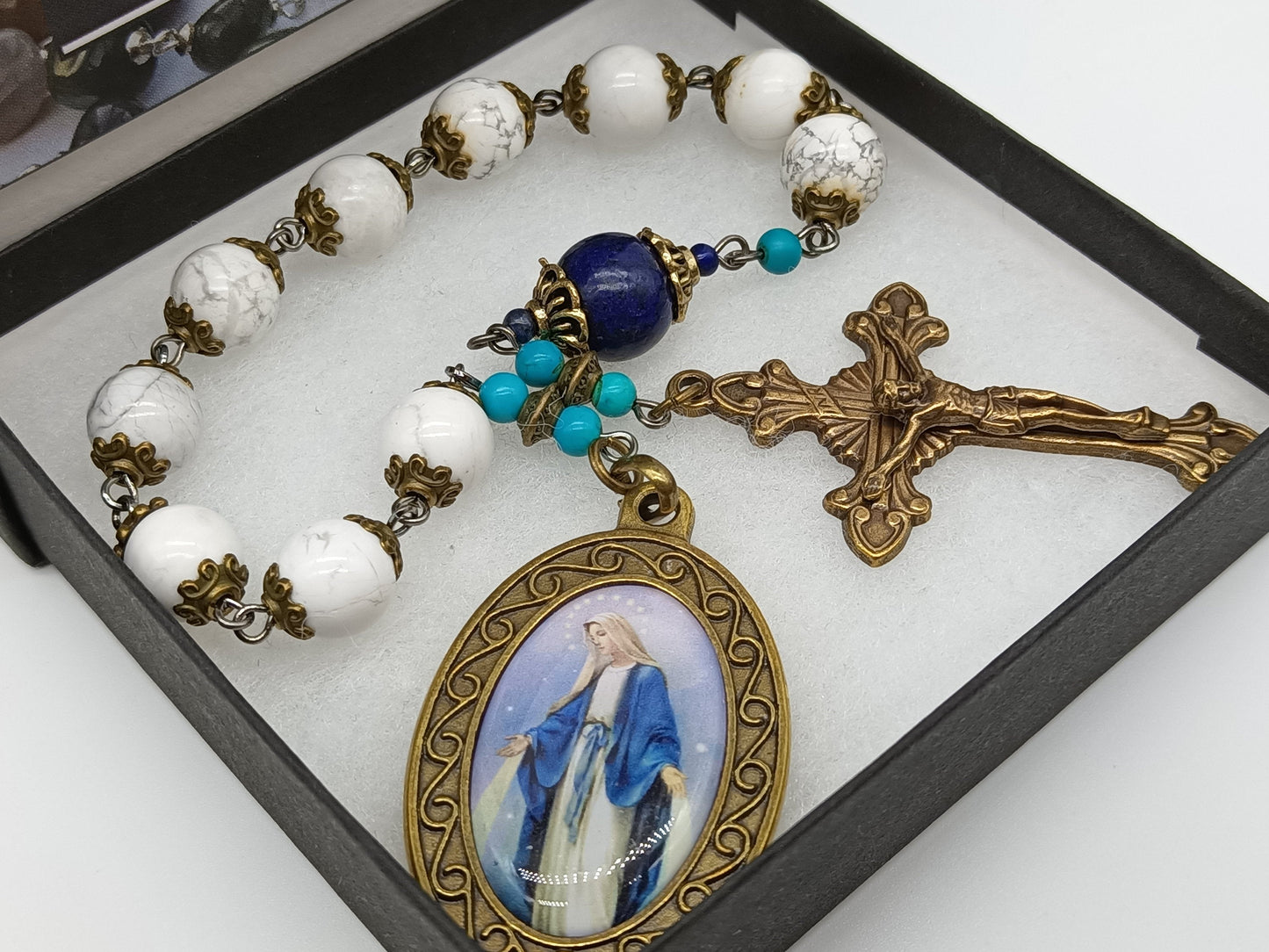 Large tenner vintage style gemstone rosary, Our Lady of Grace rosary beads, Vintage style Rosary beads, Pocket Rosary beads.