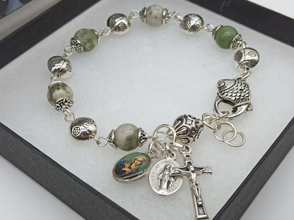 Our Lady of Sorrows Ladybug single decade rosary bracelet, Miraculous medal Rosary Bracelet, Crucifix, Jewellery gift, Religious medals.