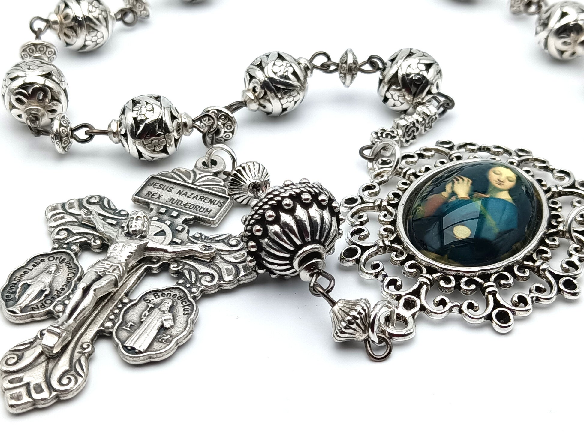 Holy Eucharist unique rosary beads single decade with silver beads, pardon crucifix and picture centre medal.