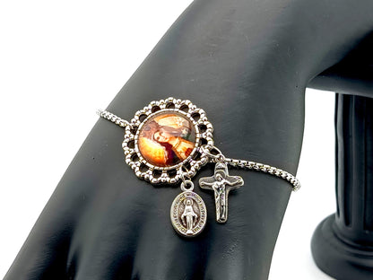 Immaculate Heart of Mary unique rosary beads bracelet with large picture centre medal, small sorrowful mother crucifix and miraculous medal.